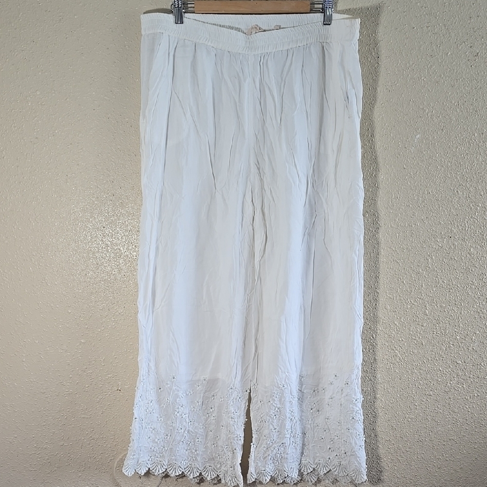 Soft Surroundings White Lace Trim Pants